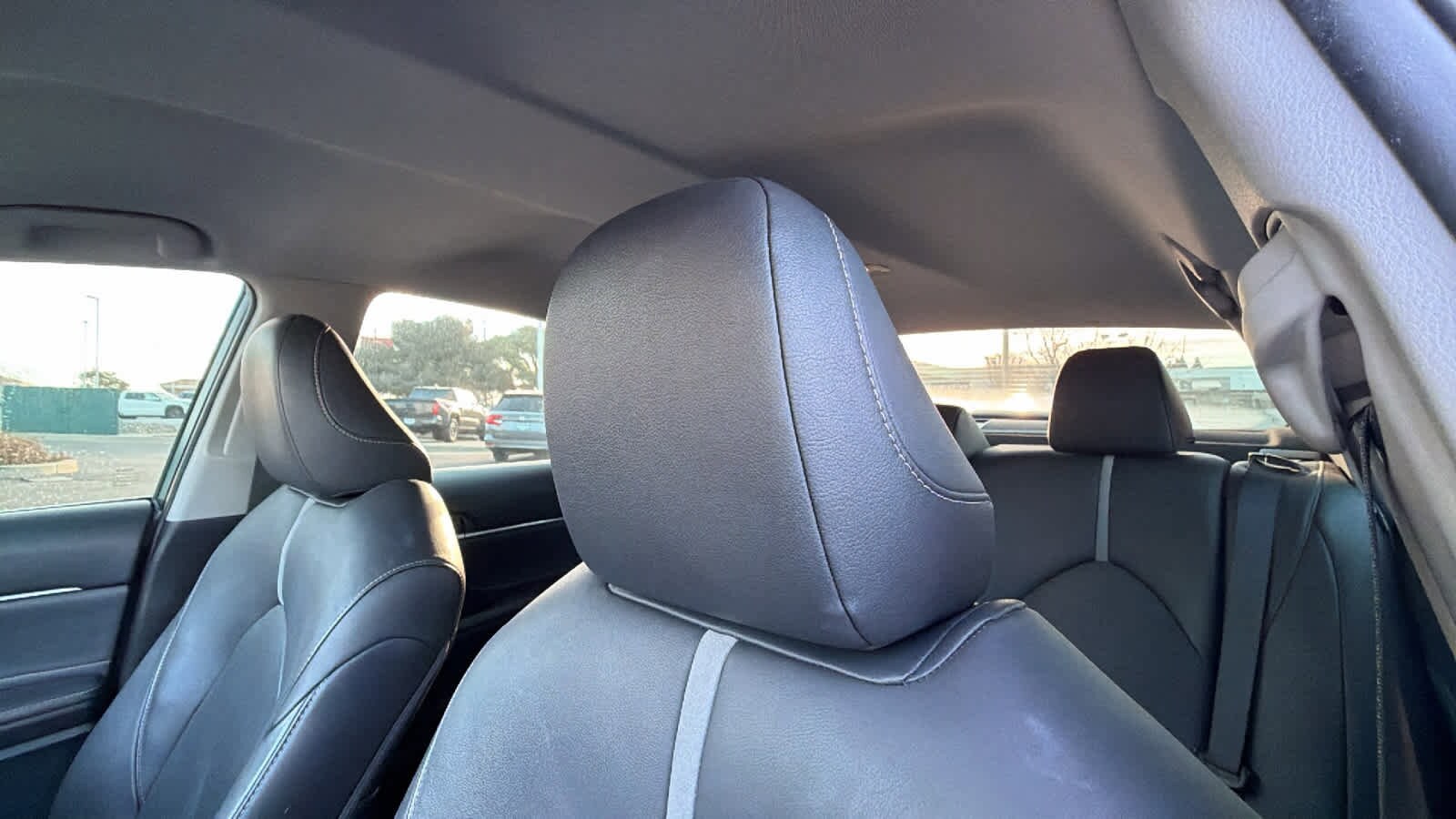 Thumbnail: 2018 Toyota Camry - 11