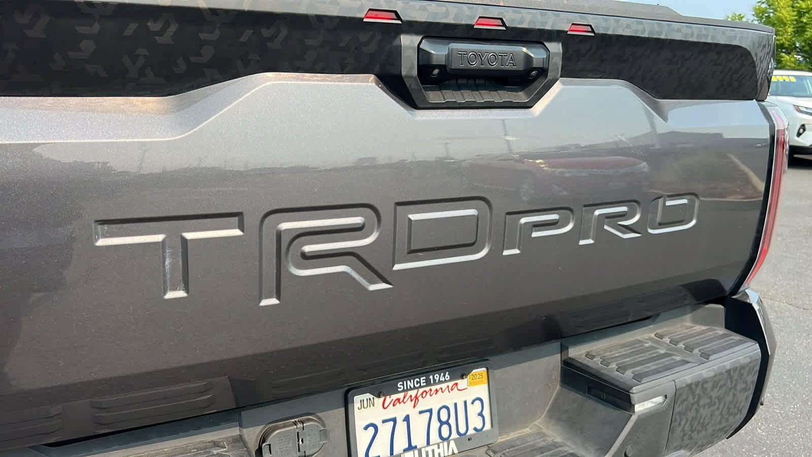 Thumbnail: 2023 Toyota Tundra - 28