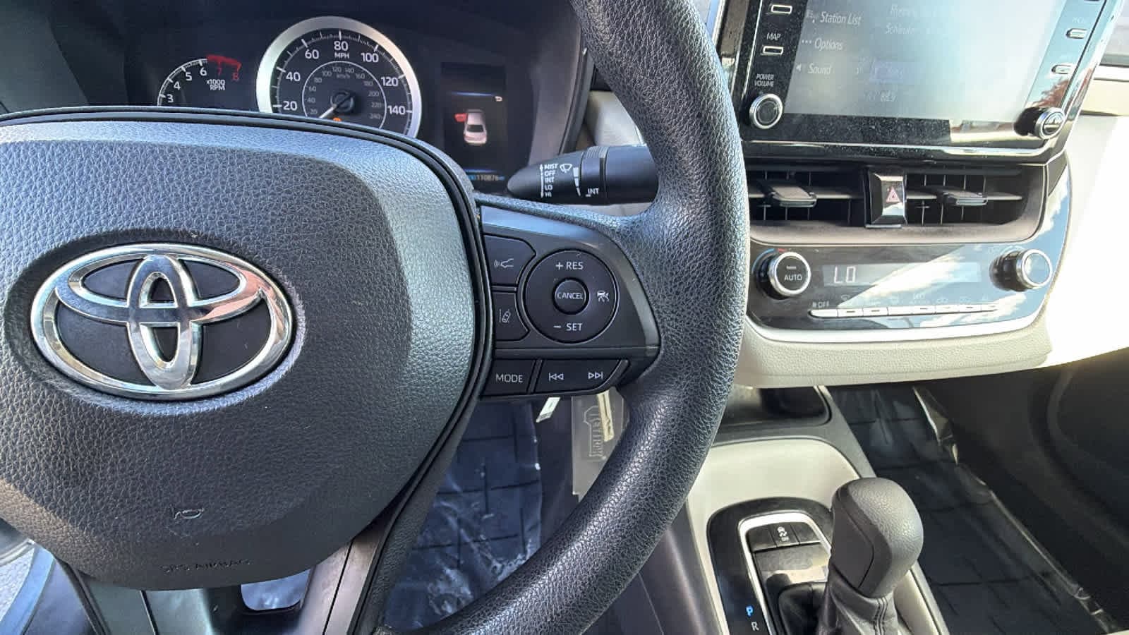 Thumbnail: 2020 Toyota Corolla - 20