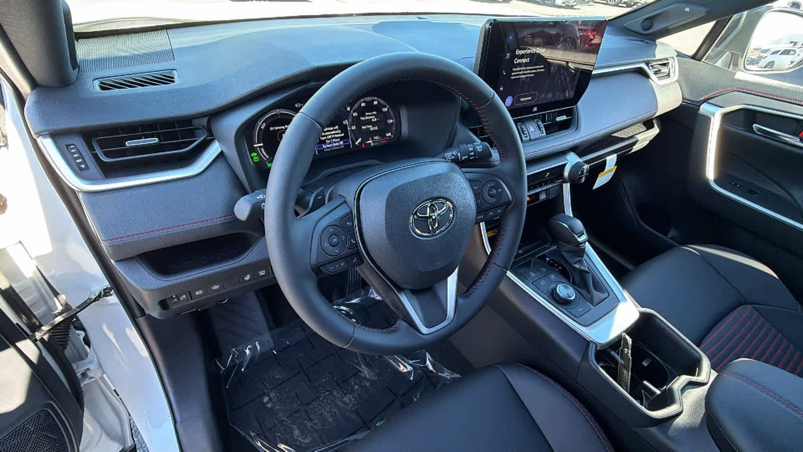 Thumbnail: 2025 Toyota RAV4 - 10