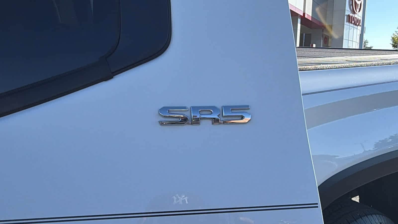 Thumbnail: 2023 Toyota Tundra - 28