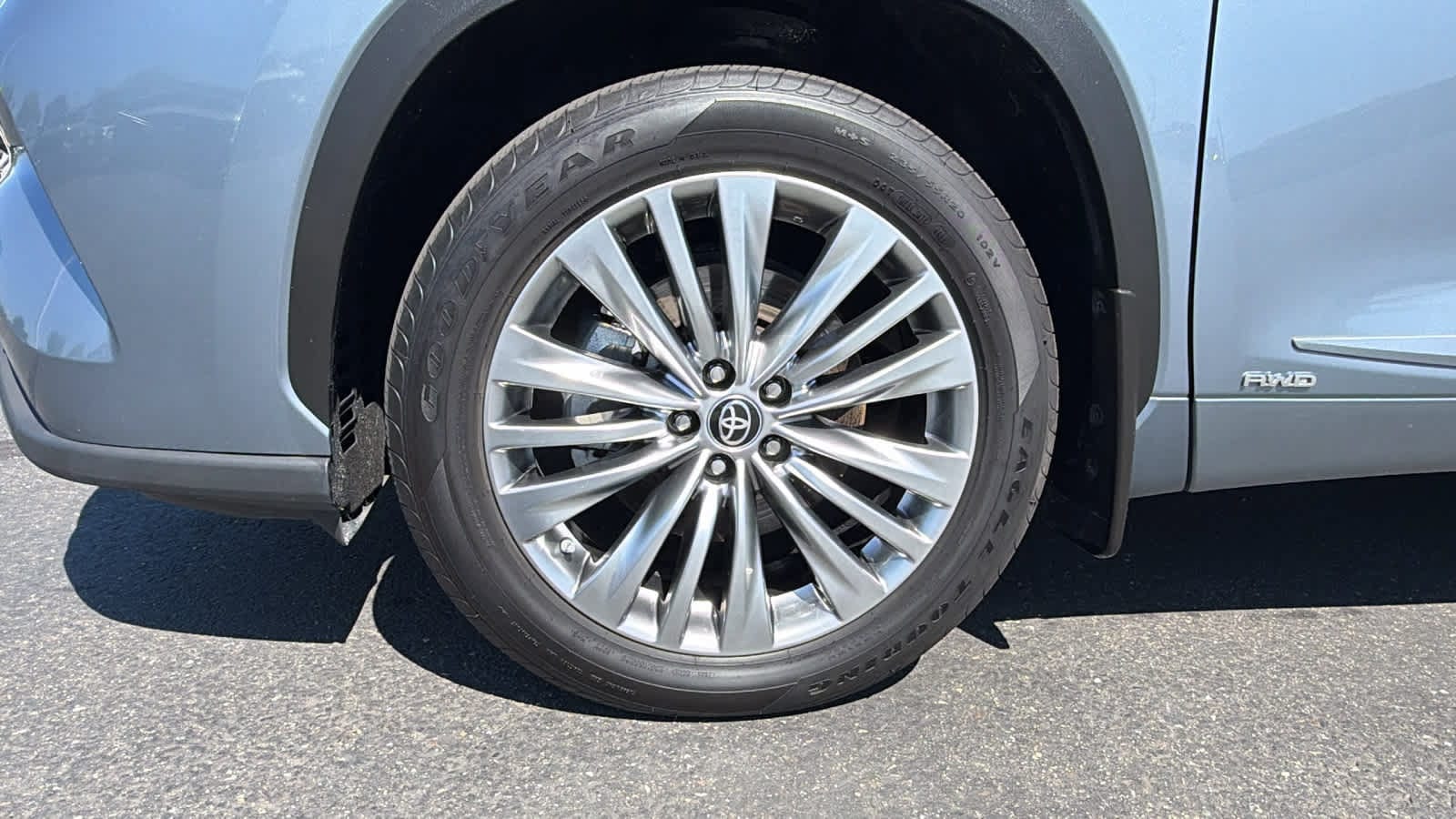 2024 Toyota Highlander Platinum - Photo 9