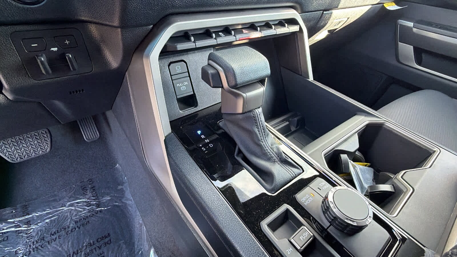 Thumbnail: 2026 Toyota Tundra - 13