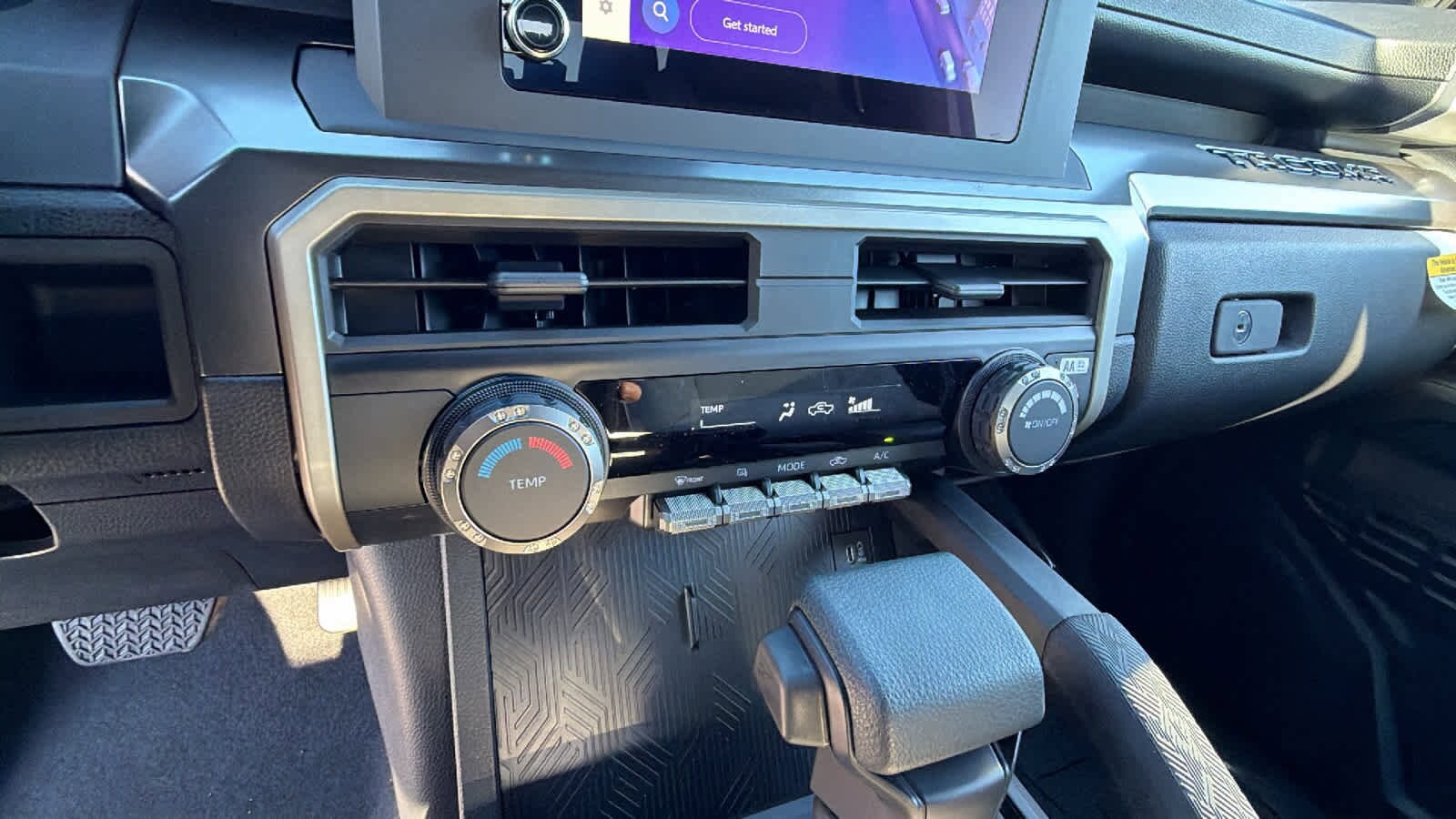 Thumbnail: 2025 Toyota Tacoma - 14