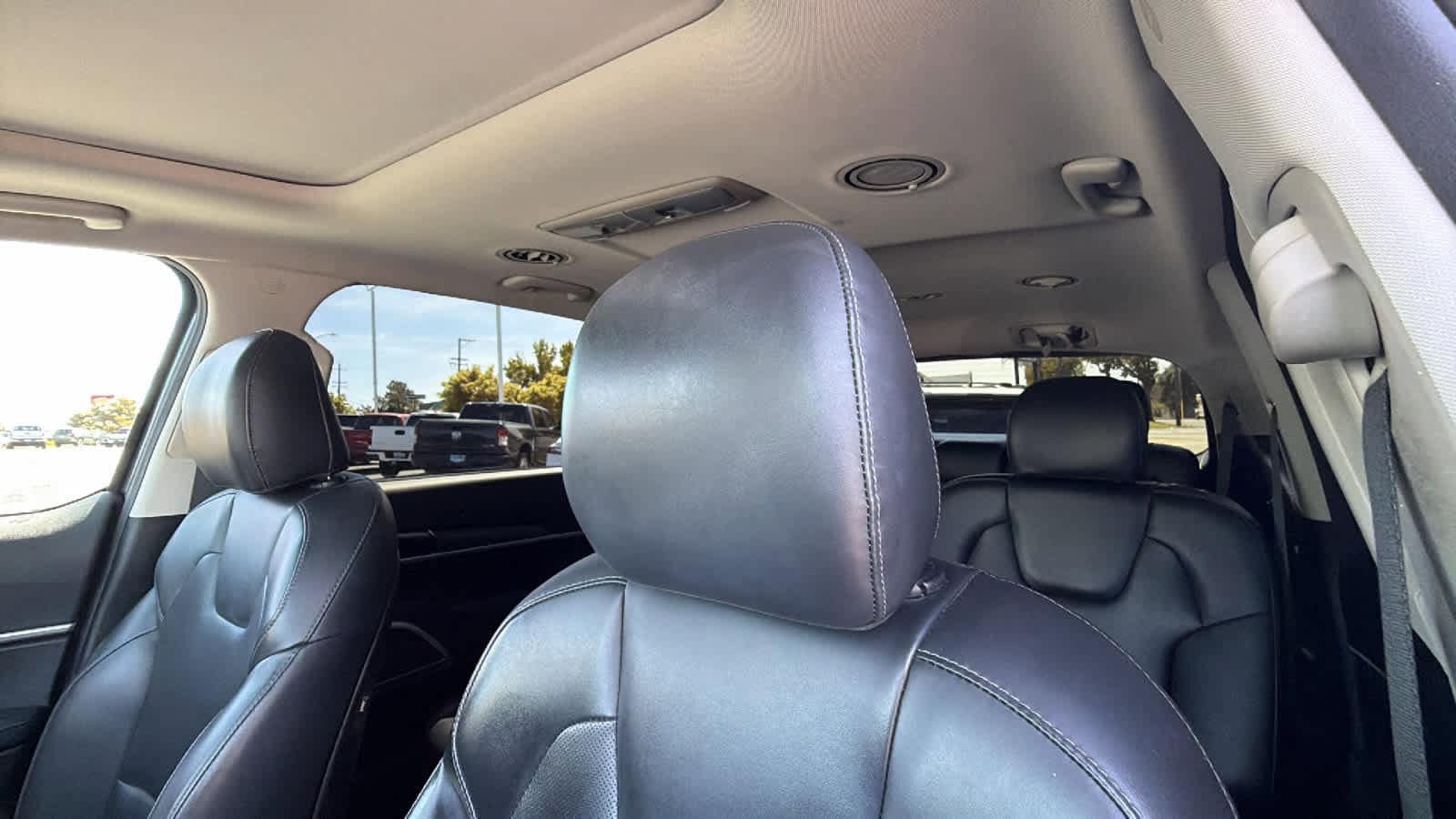 Thumbnail: 2020 Kia Telluride - 11