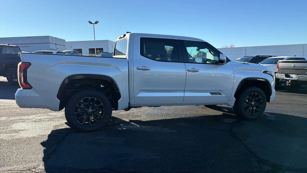 New 2026 Toyota Tundra i-FORCE MAX Platinum PLATINUM CREWMAX 5.5