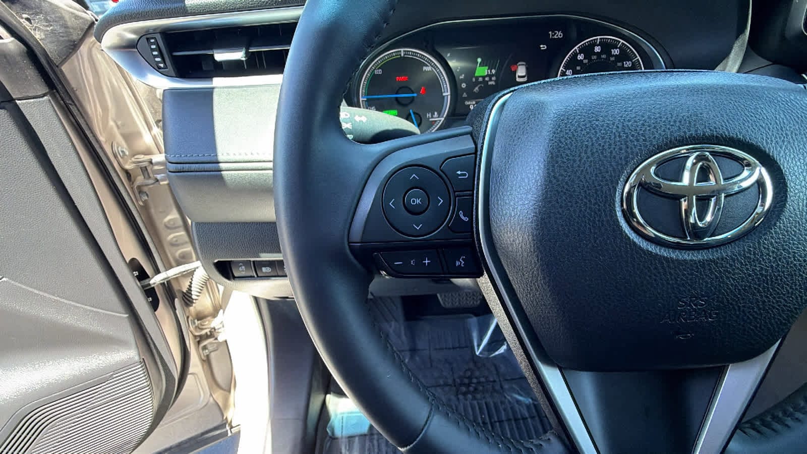 2024 Toyota Venza LE - Photo 19
