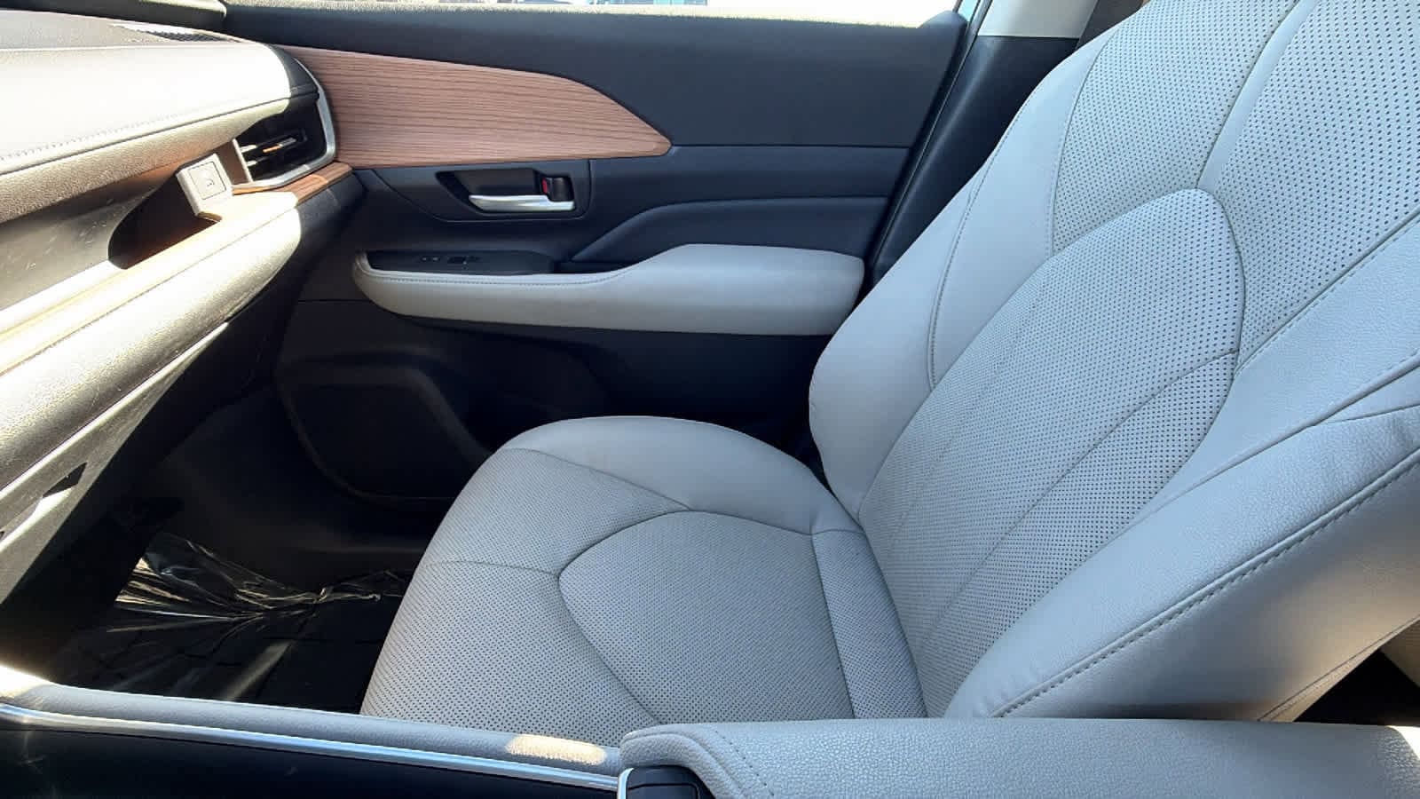 Thumbnail: 2024 Toyota Grand Highlander - 12