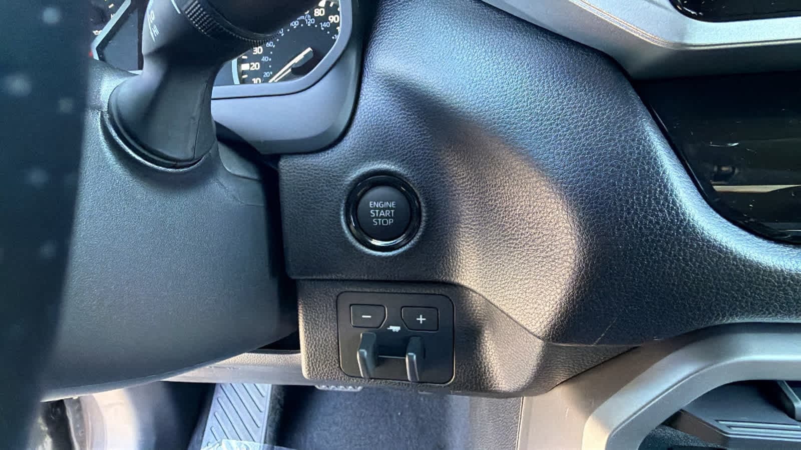 2026 Toyota Tundra SR5 - Photo 17
