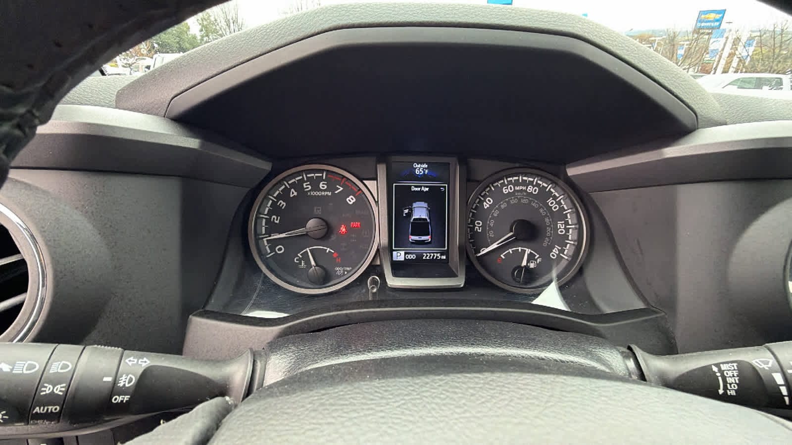 Thumbnail: 2023 Toyota Tacoma - 21