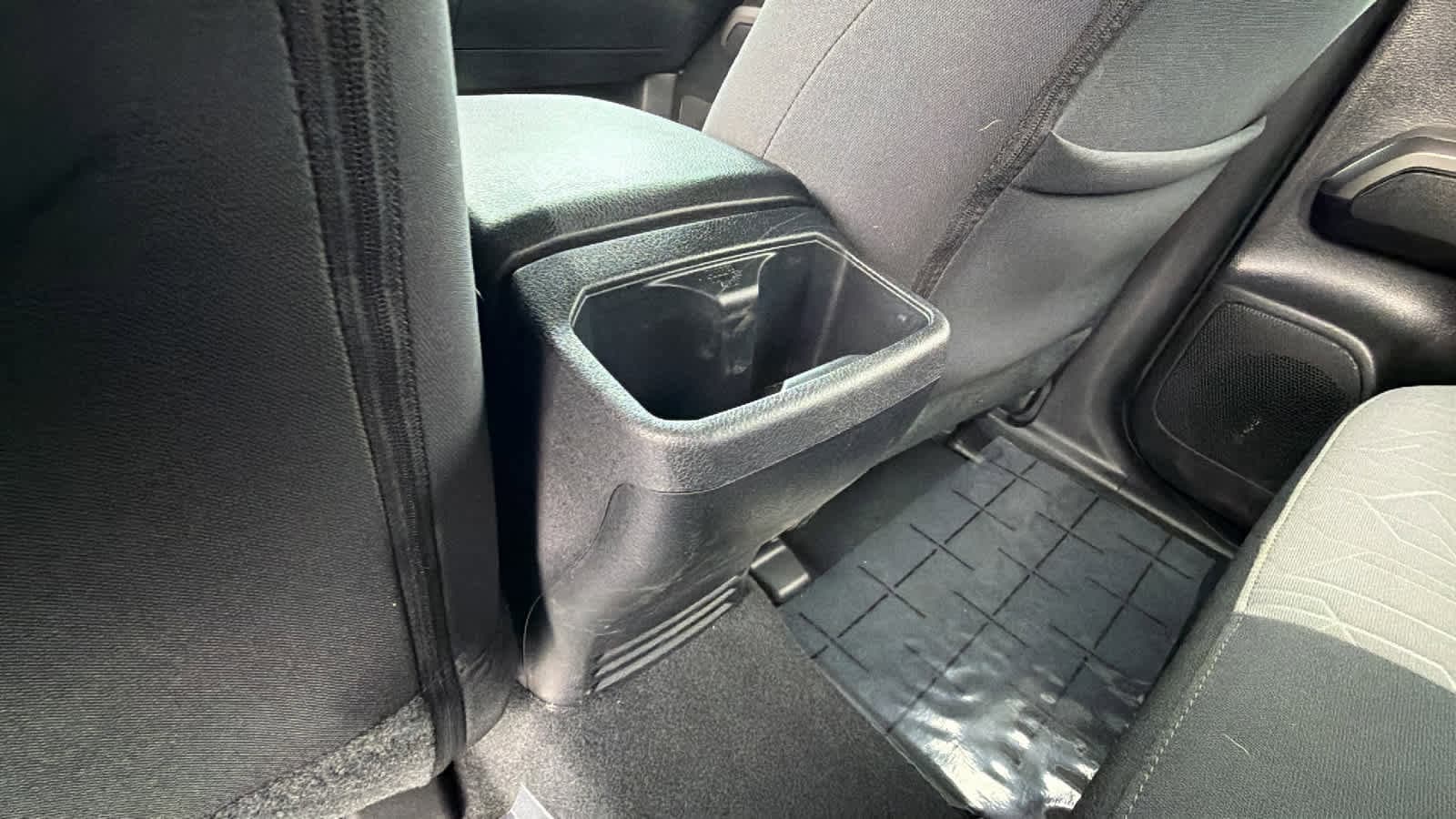 Thumbnail: 2022 Toyota Tacoma - 25