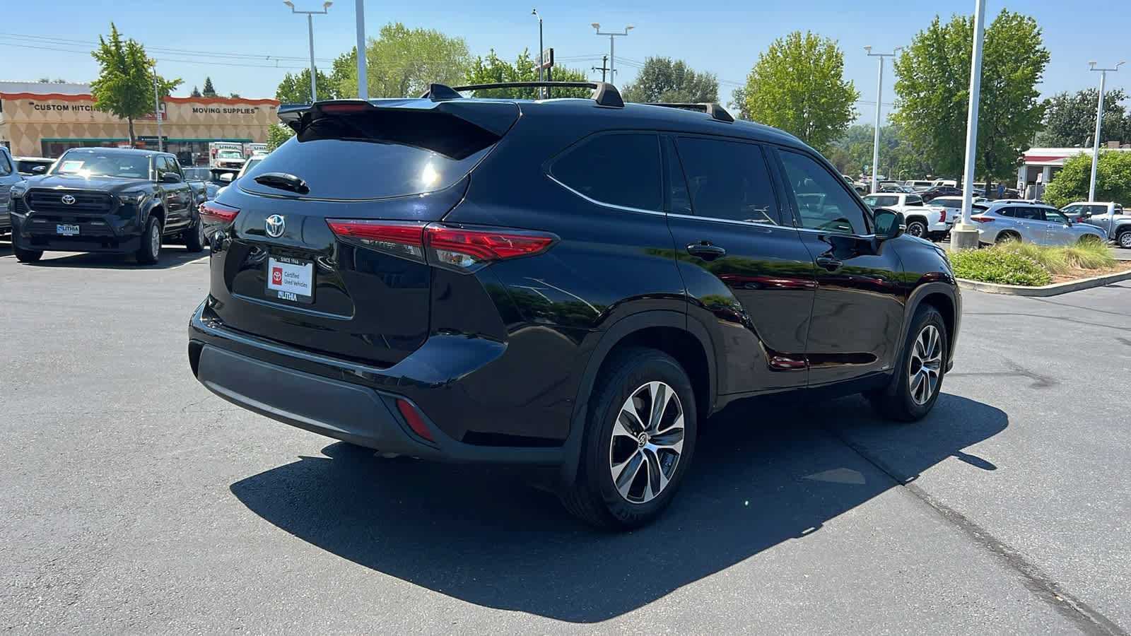 Thumbnail: 2022 Toyota Highlander - 5