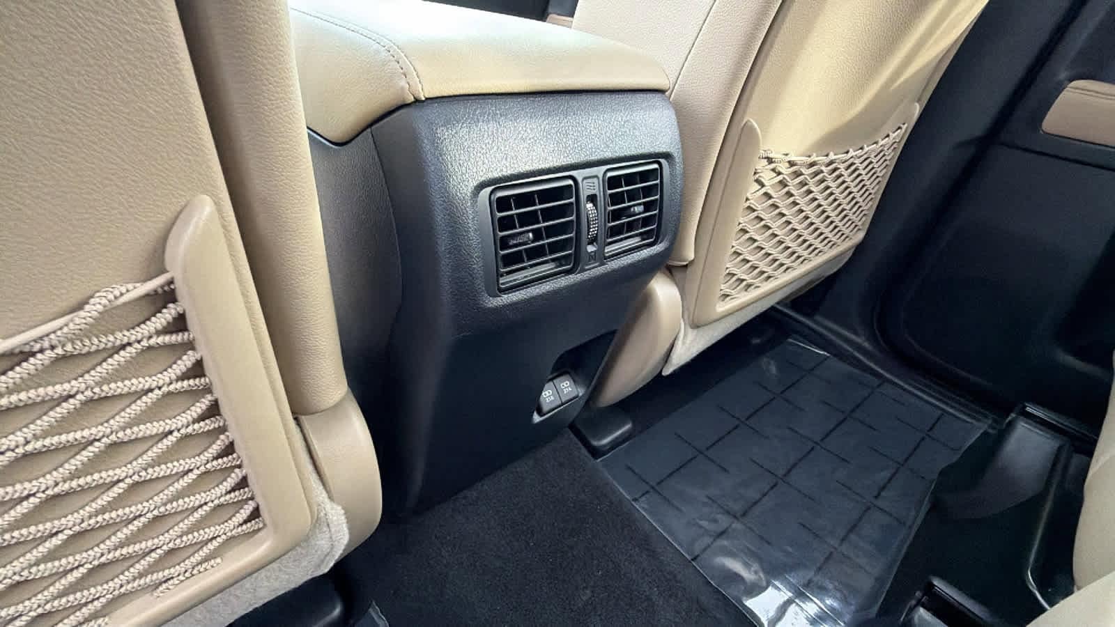 Thumbnail: 2022 Toyota 4Runner - 25