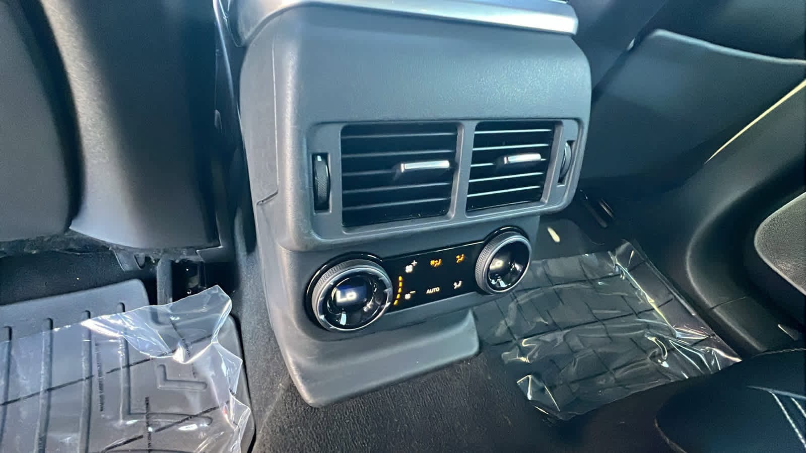Thumbnail: 2019 Land Rover Range Rover Velar - 25