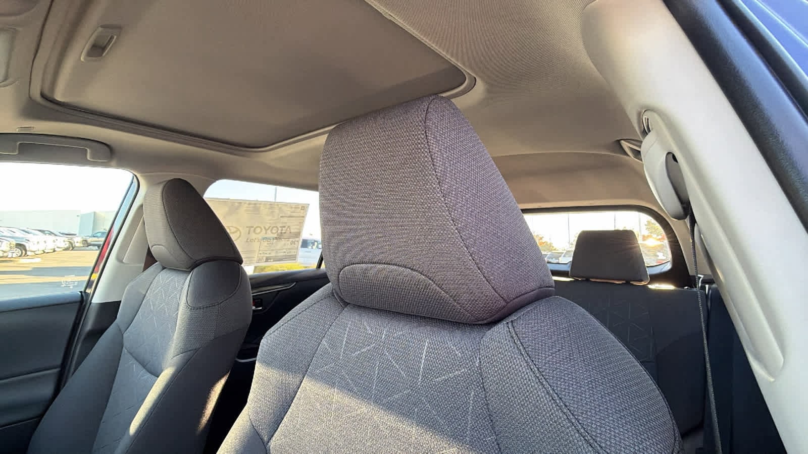 Thumbnail: 2025 Toyota RAV4 - 11