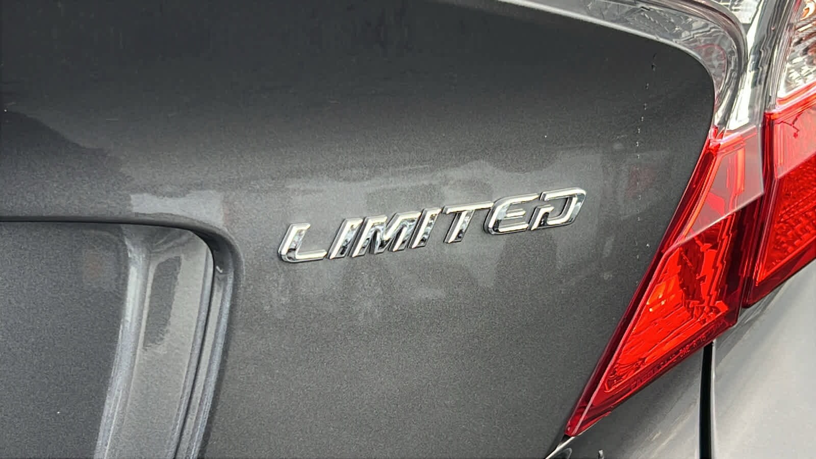 Thumbnail: 2022 Toyota C-HR - 7