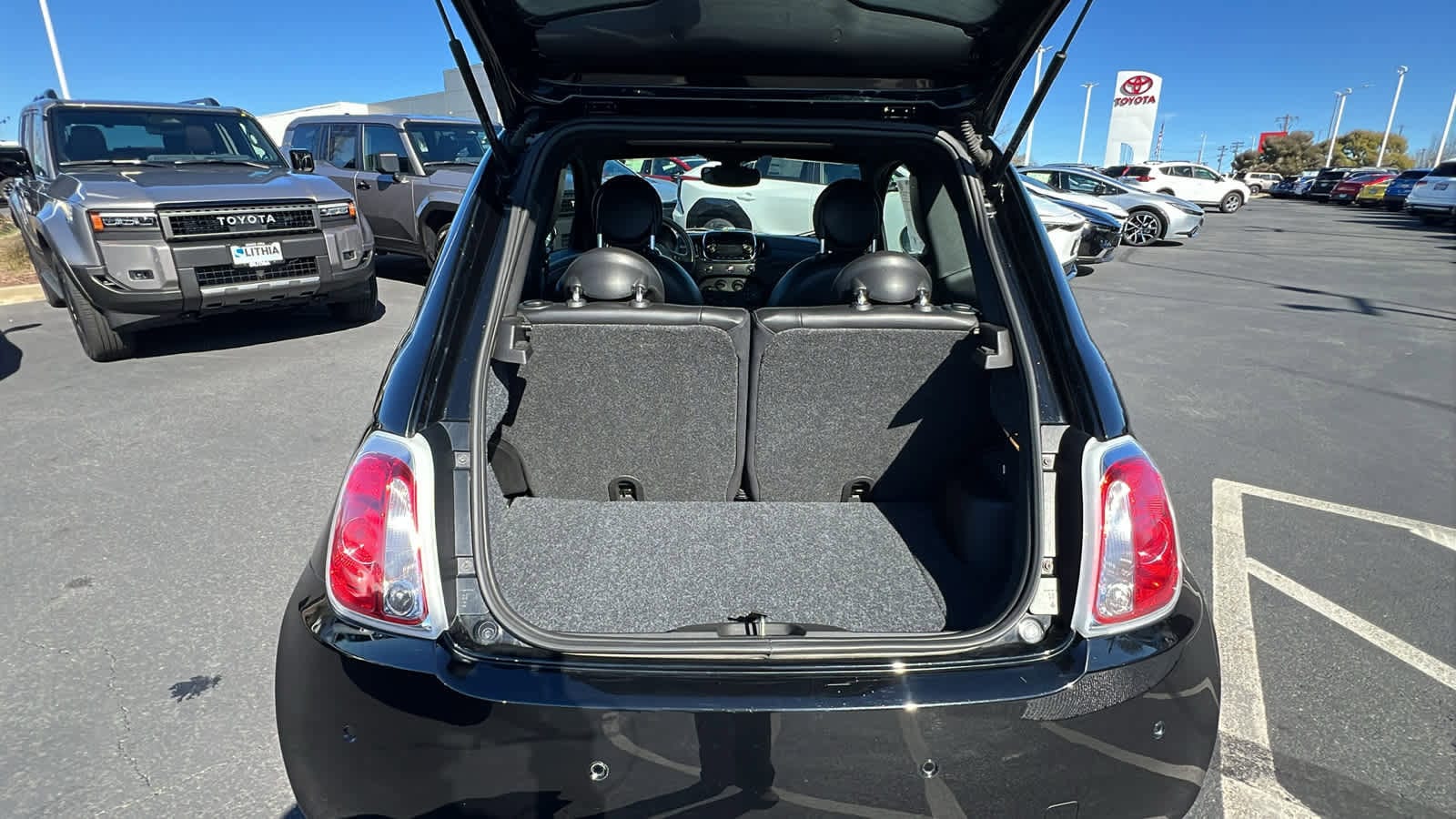 2019 Fiat 500e  19