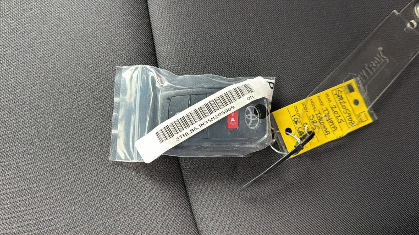 Thumbnail: 2025 Toyota Tacoma - 29