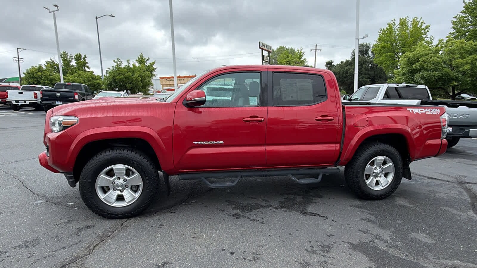 2023 Toyota Tacoma TRD Sport - Photo 8