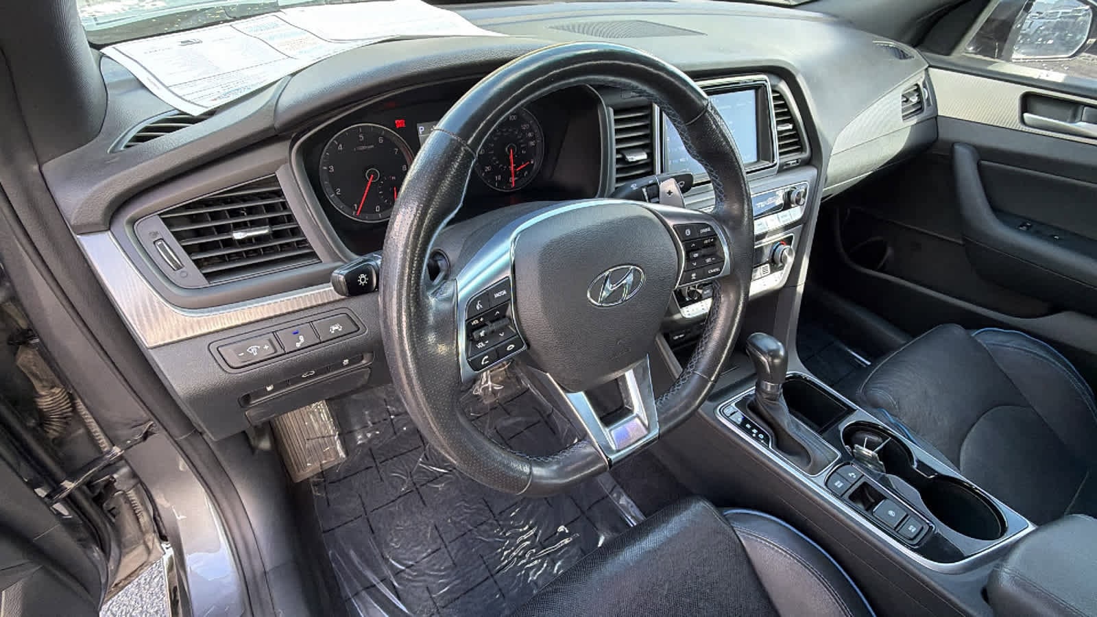 Thumbnail: 2018 Hyundai Sonata - 10