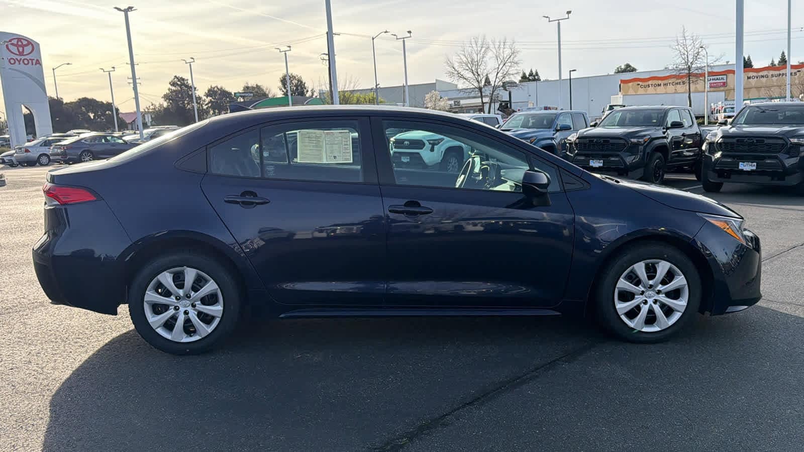 Thumbnail: 2023 Toyota Corolla - 4