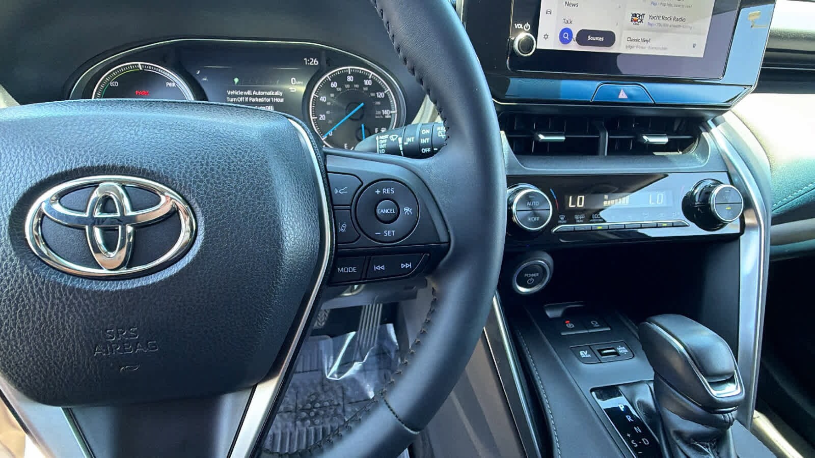 2024 Toyota Venza LE - Photo 20