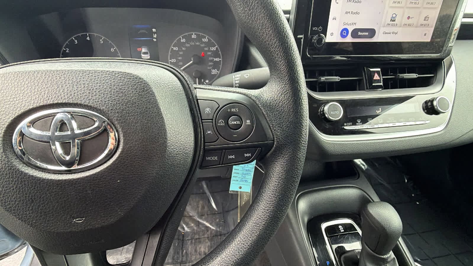 Thumbnail: 2023 Toyota Corolla - 20