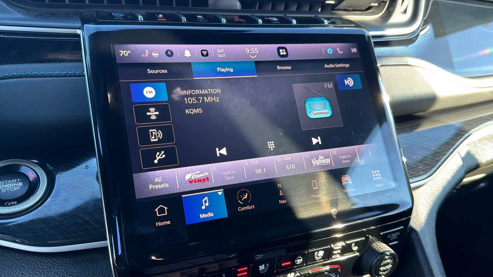 Thumbnail: 2022 Jeep Grand Cherokee - 15