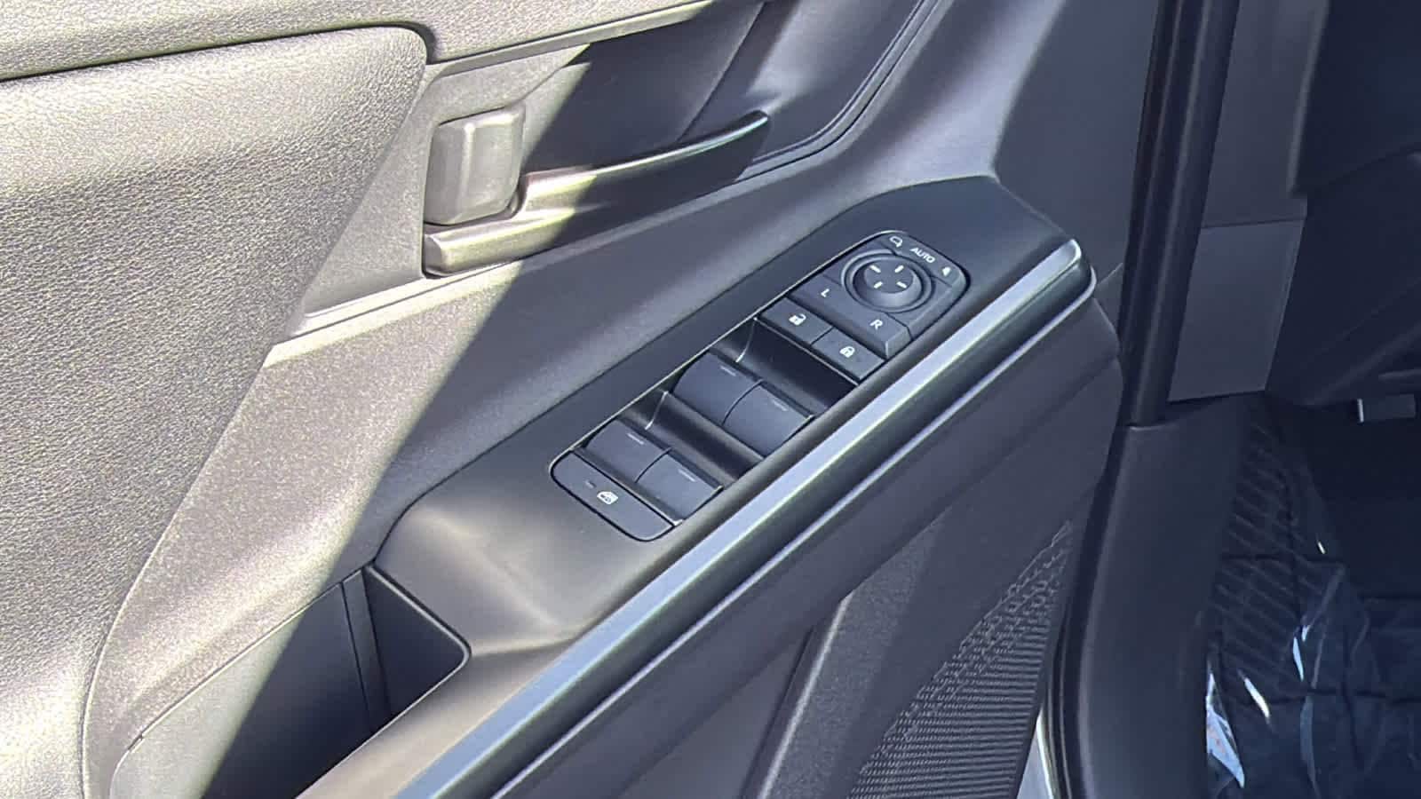 Thumbnail: 2026 Toyota bZ - 22