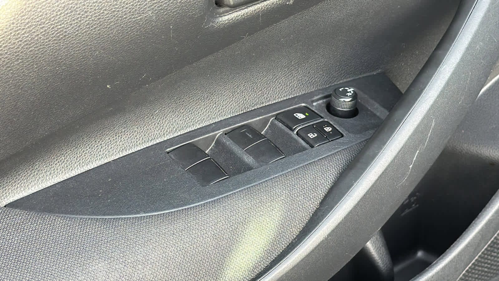 Thumbnail: 2023 Toyota Corolla - 22