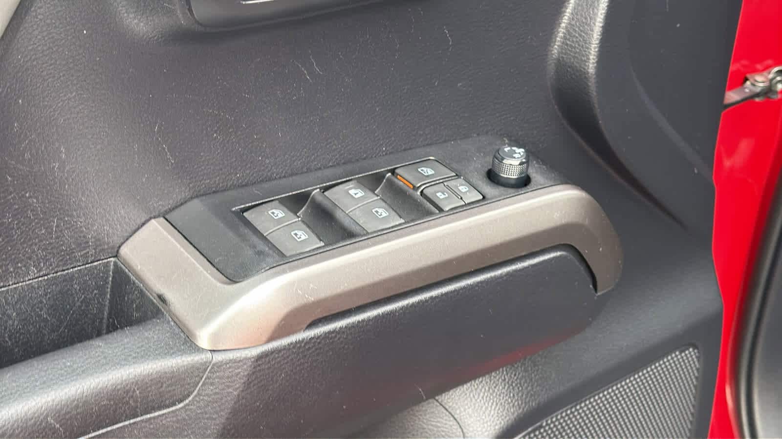 Thumbnail: 2021 Toyota Tacoma - 22