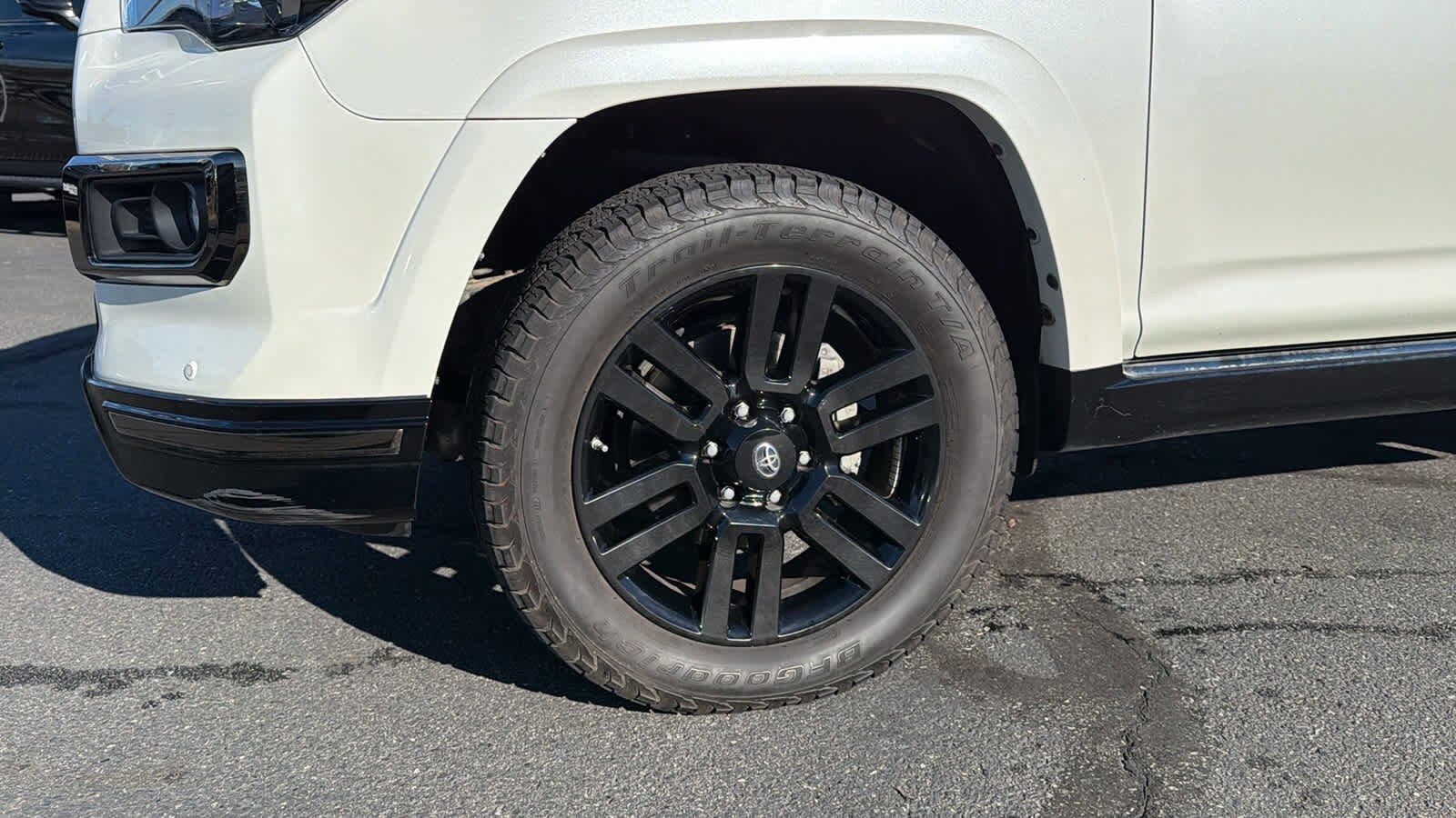 Thumbnail: 2020 Toyota 4Runner - 9