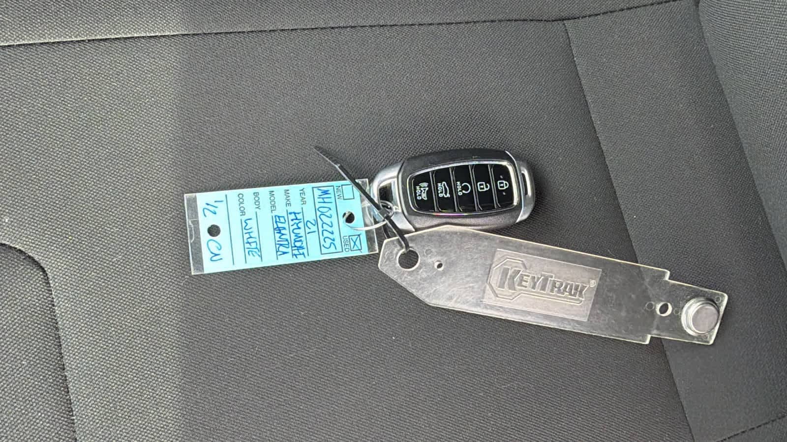 Thumbnail: 2021 Hyundai Elantra - 29