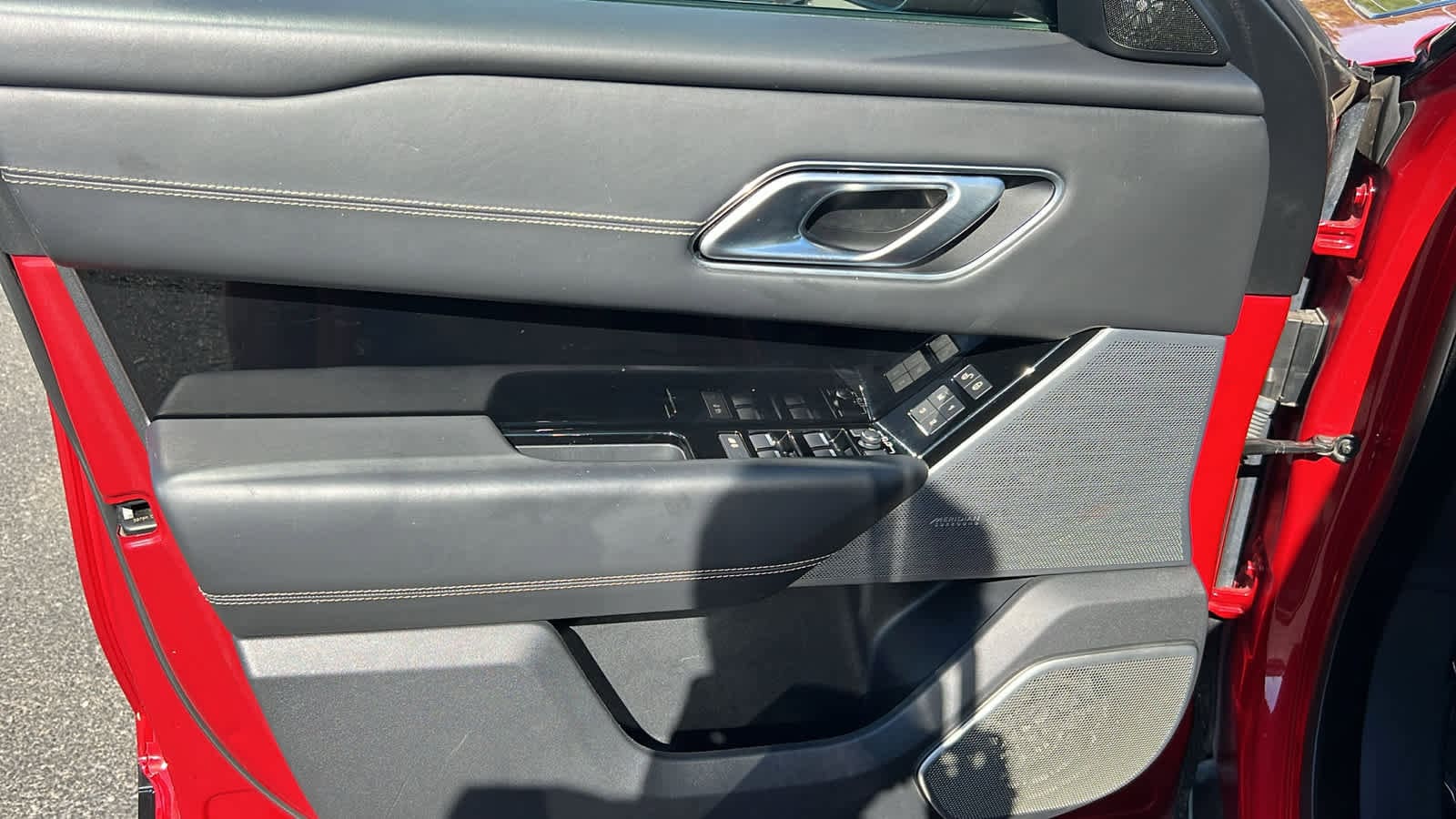 Thumbnail: 2019 Land Rover Range Rover Velar - 23