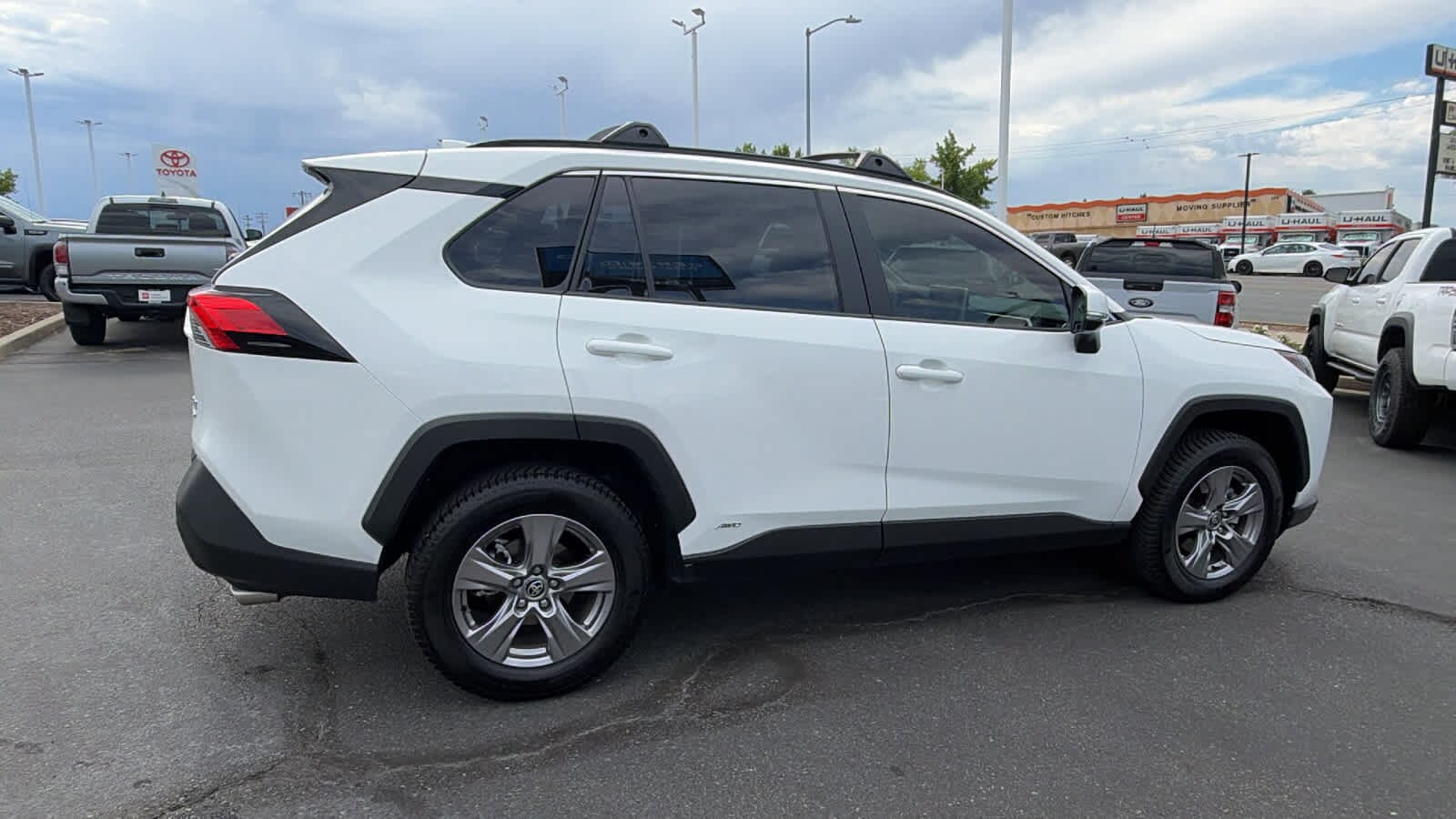 Thumbnail: 2025 Toyota RAV4 - 4