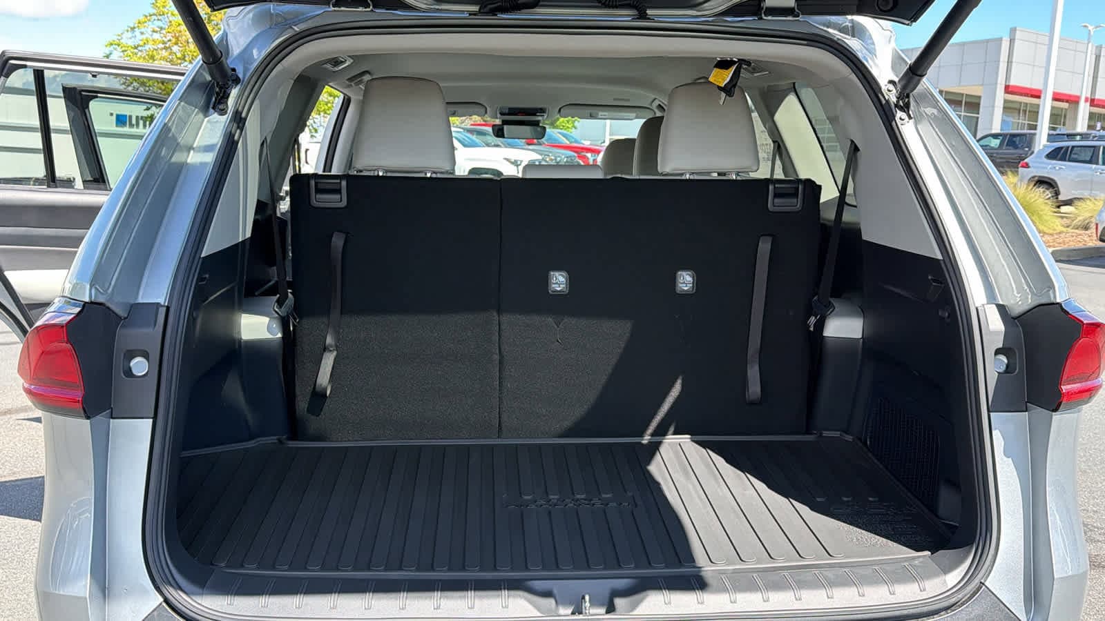 Thumbnail: 2026 Toyota Grand Highlander - 27