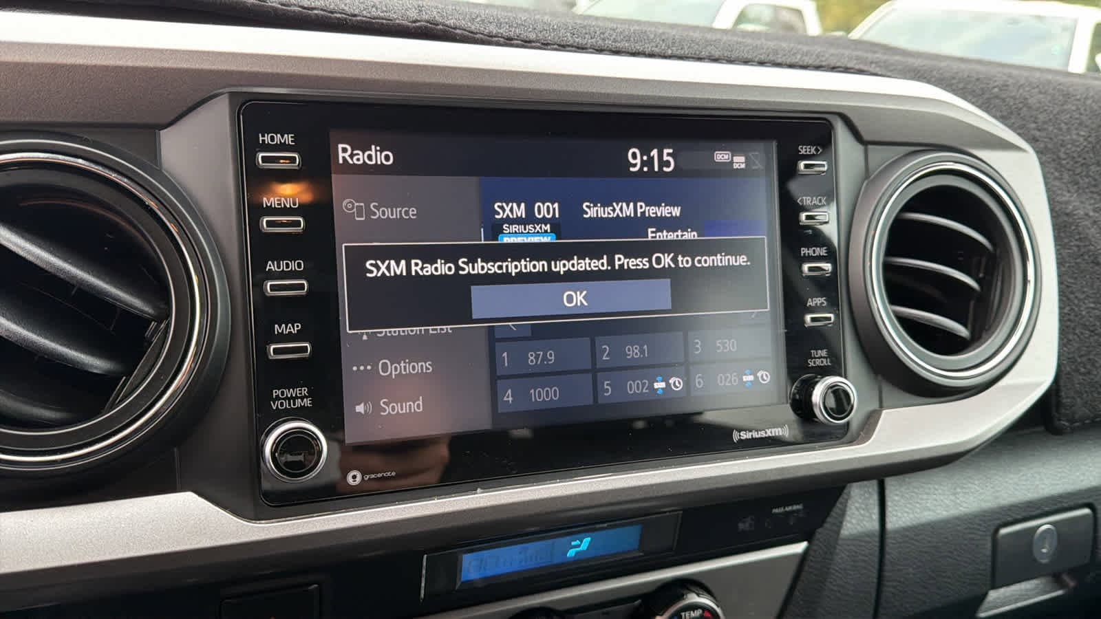 Thumbnail: 2021 Toyota Tacoma - 15