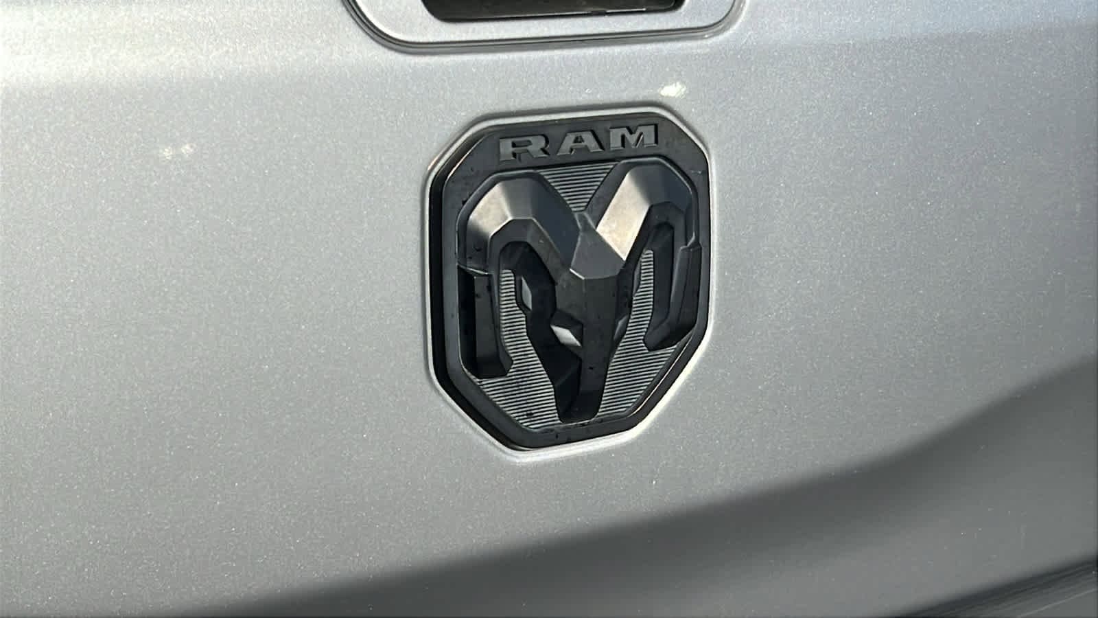 Thumbnail: 2019 RAM 1500 - 28