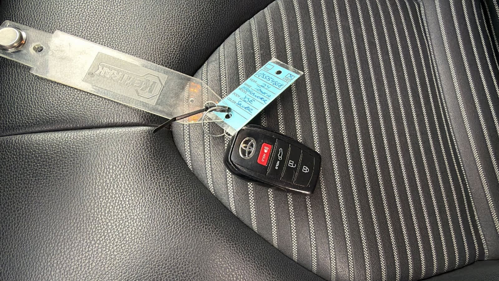 Thumbnail: 2024 Toyota Highlander - 29