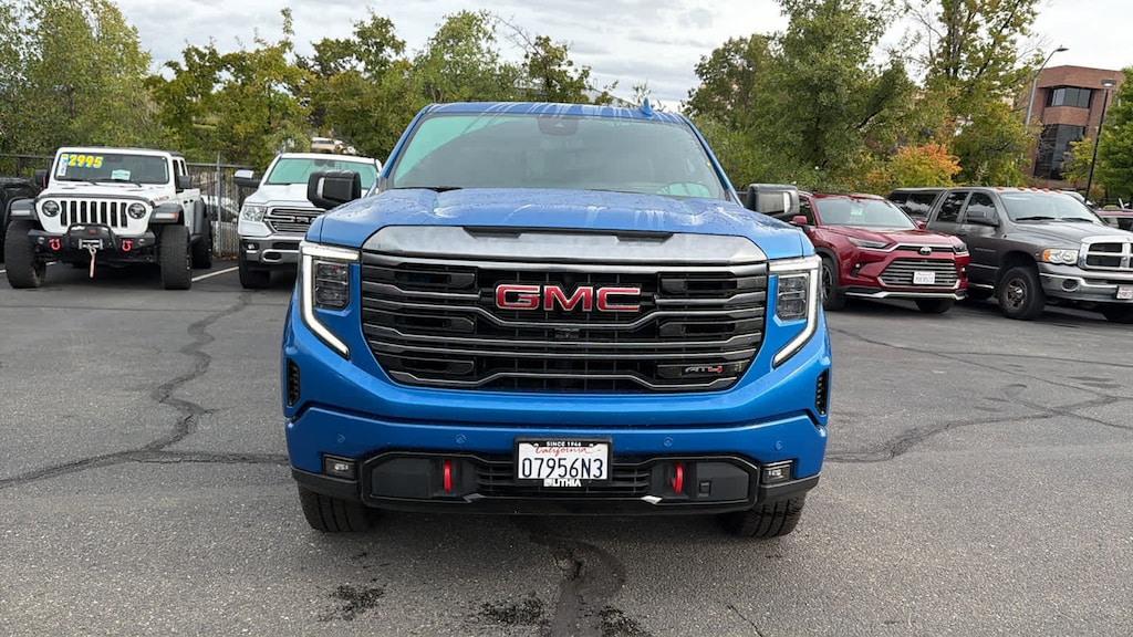 Used 2022 GMC Sierra 1500 AT4 Truck Crew Cab