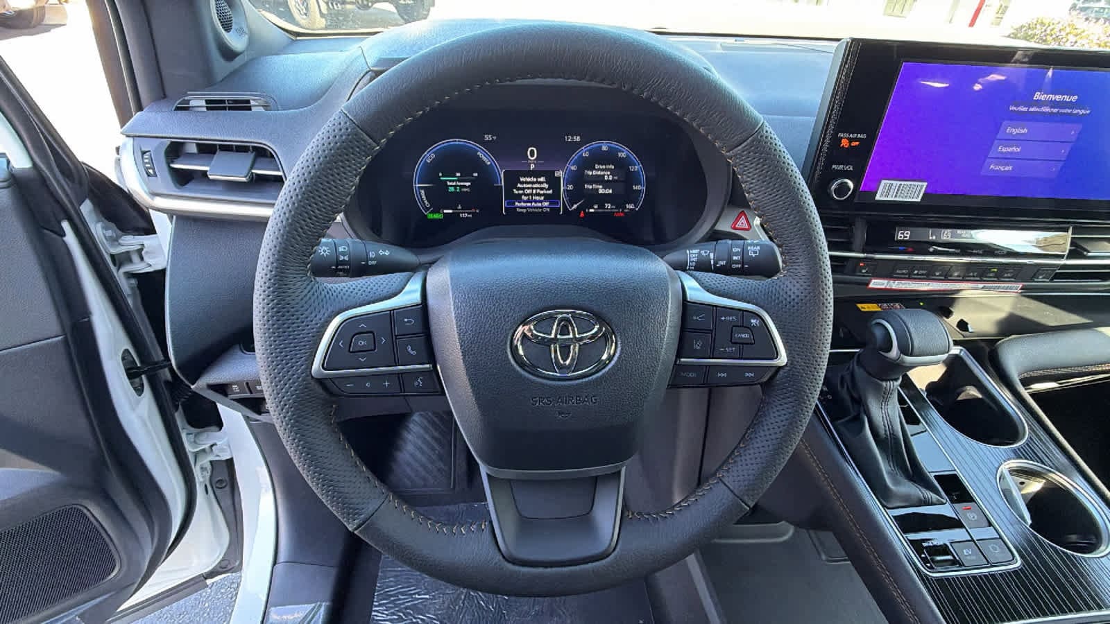 Thumbnail: 2026 Toyota Sienna - 18