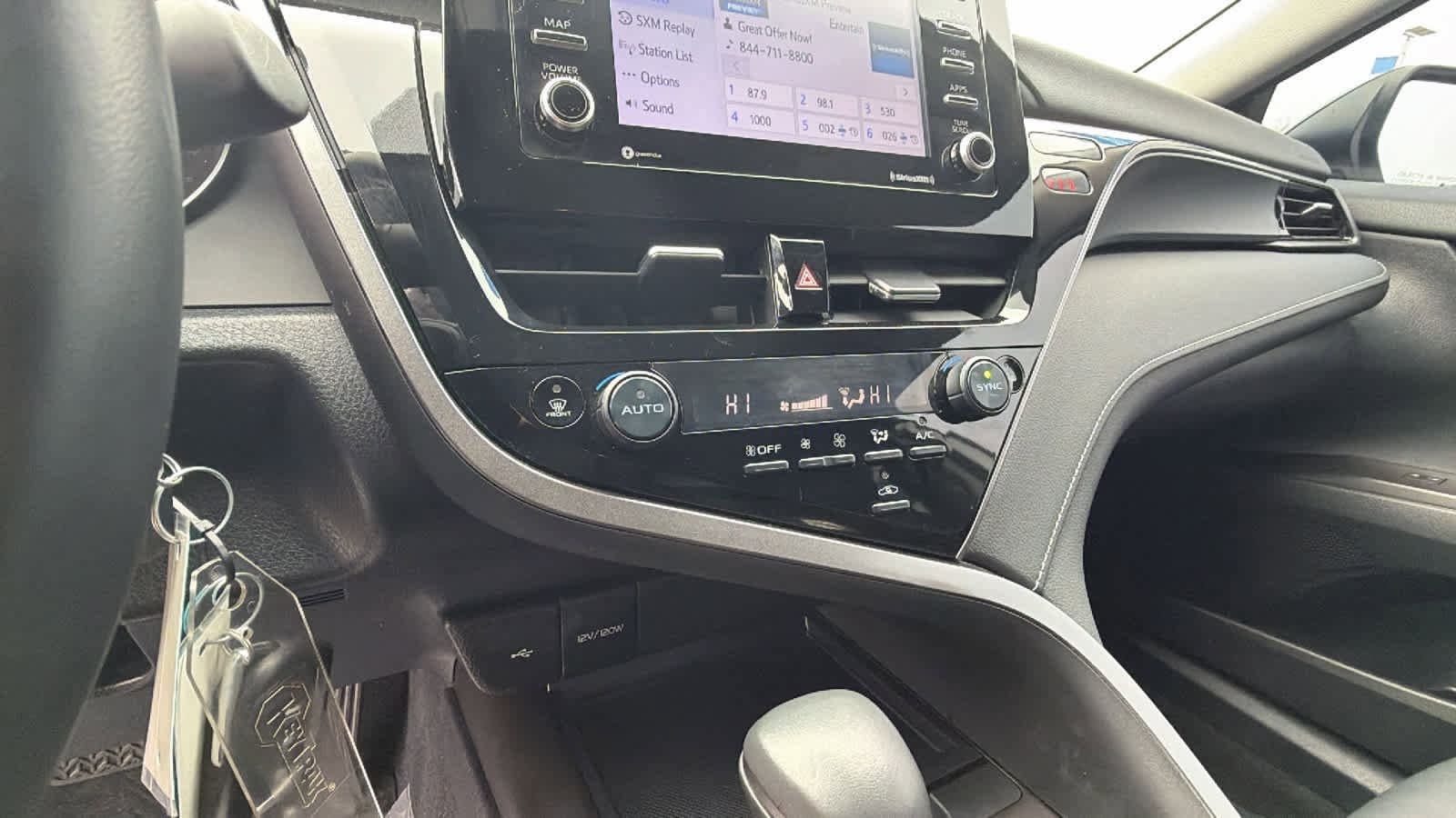 Thumbnail: 2024 Toyota Camry - 14