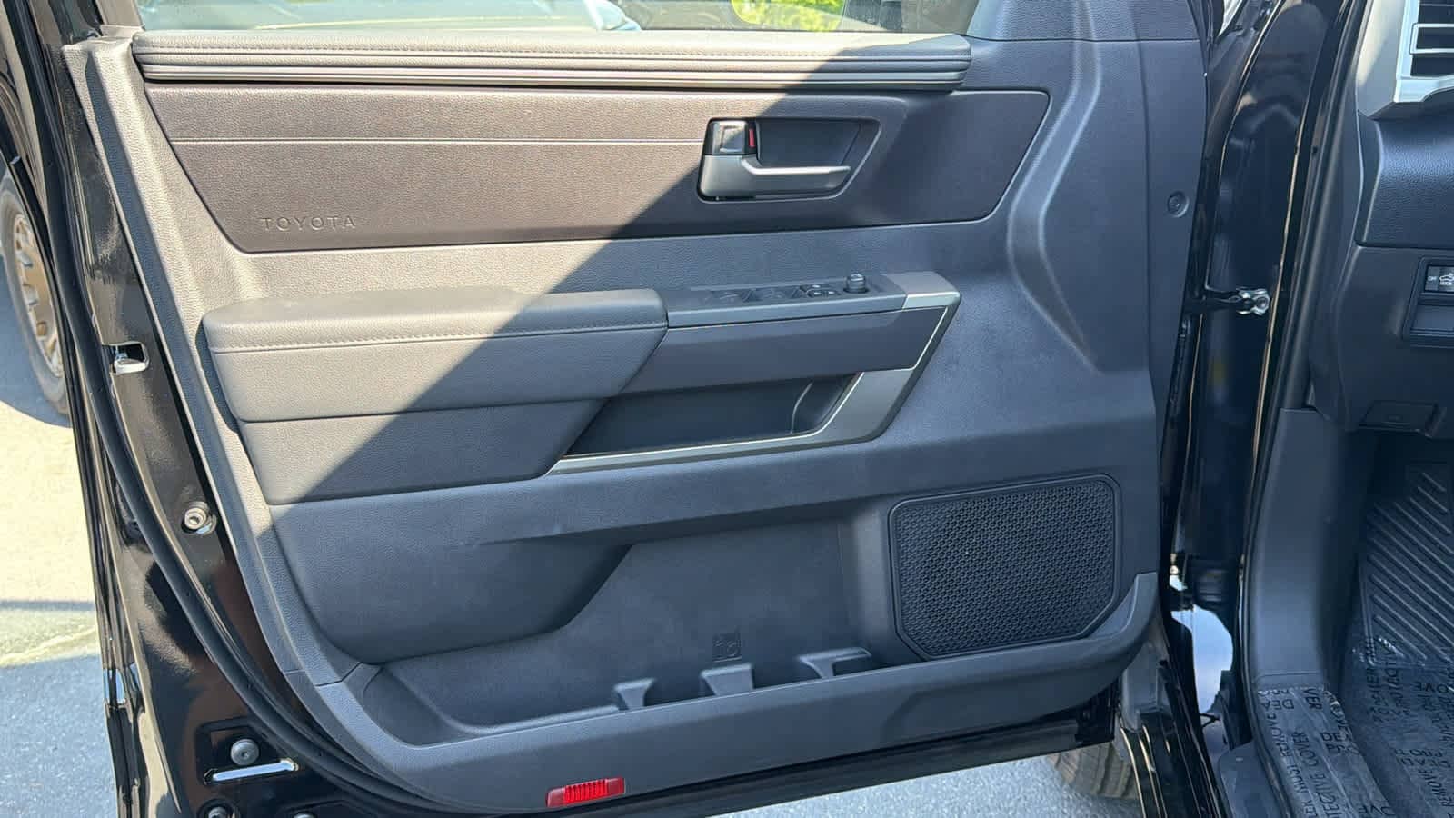 2026 Toyota Tundra SR5 - Photo 23