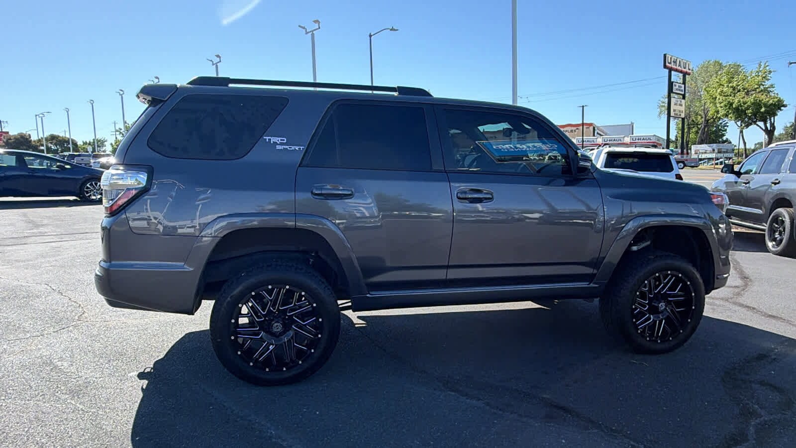 Thumbnail: 2022 Toyota 4Runner - 3