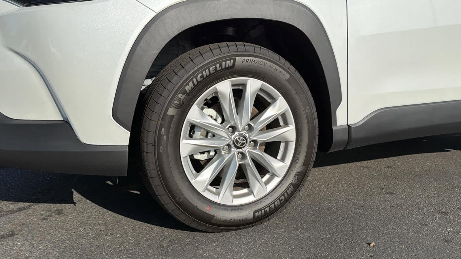 Thumbnail: 2026 Toyota Corolla Cross - 9