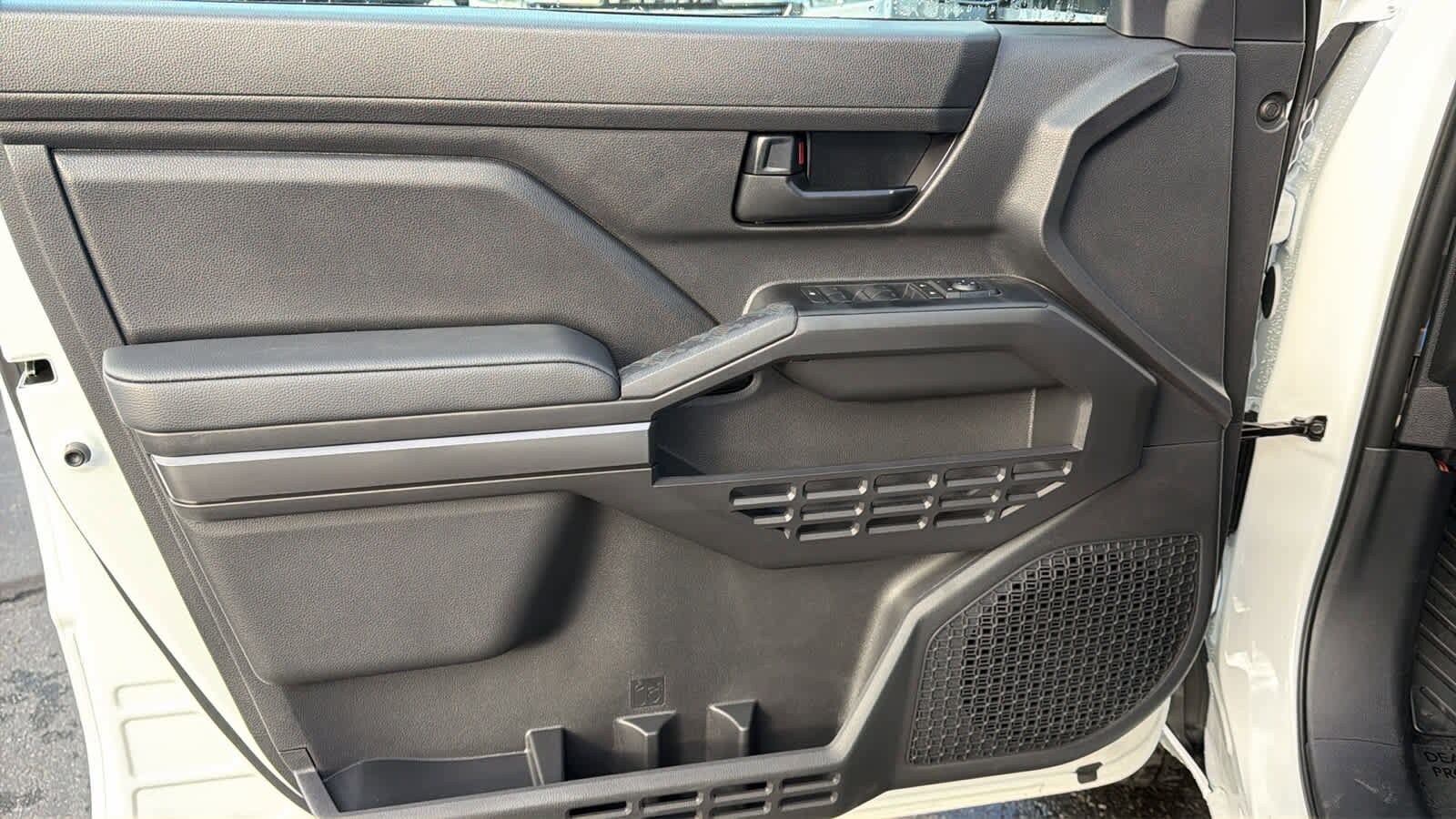 Thumbnail: 2025 Toyota Tacoma - 23