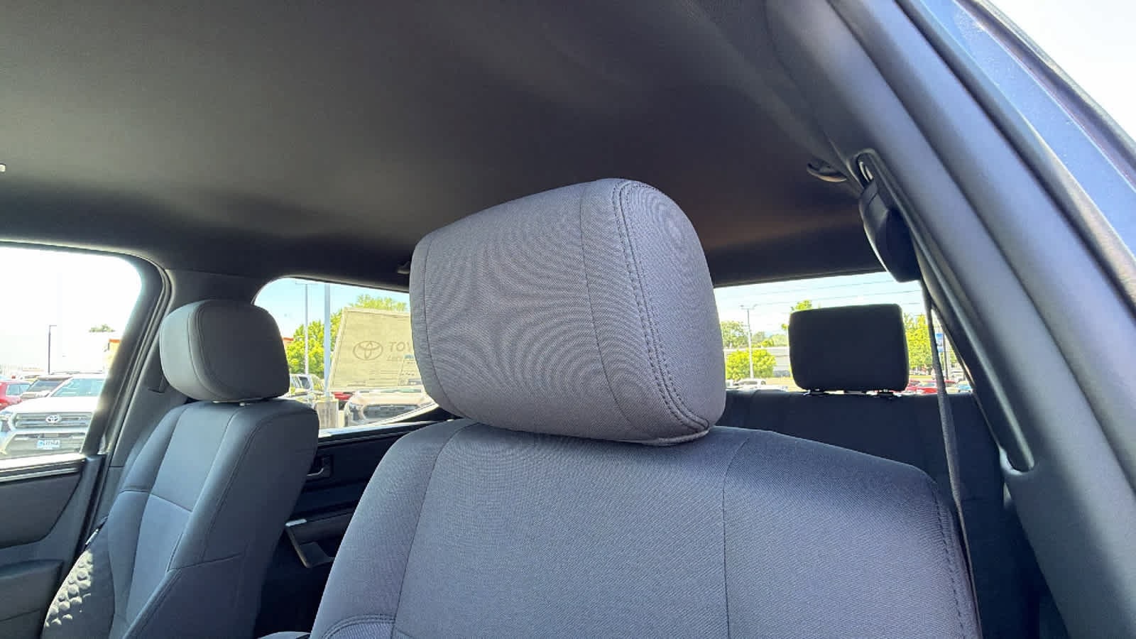 2026 Toyota Tundra SR5 - Photo 11