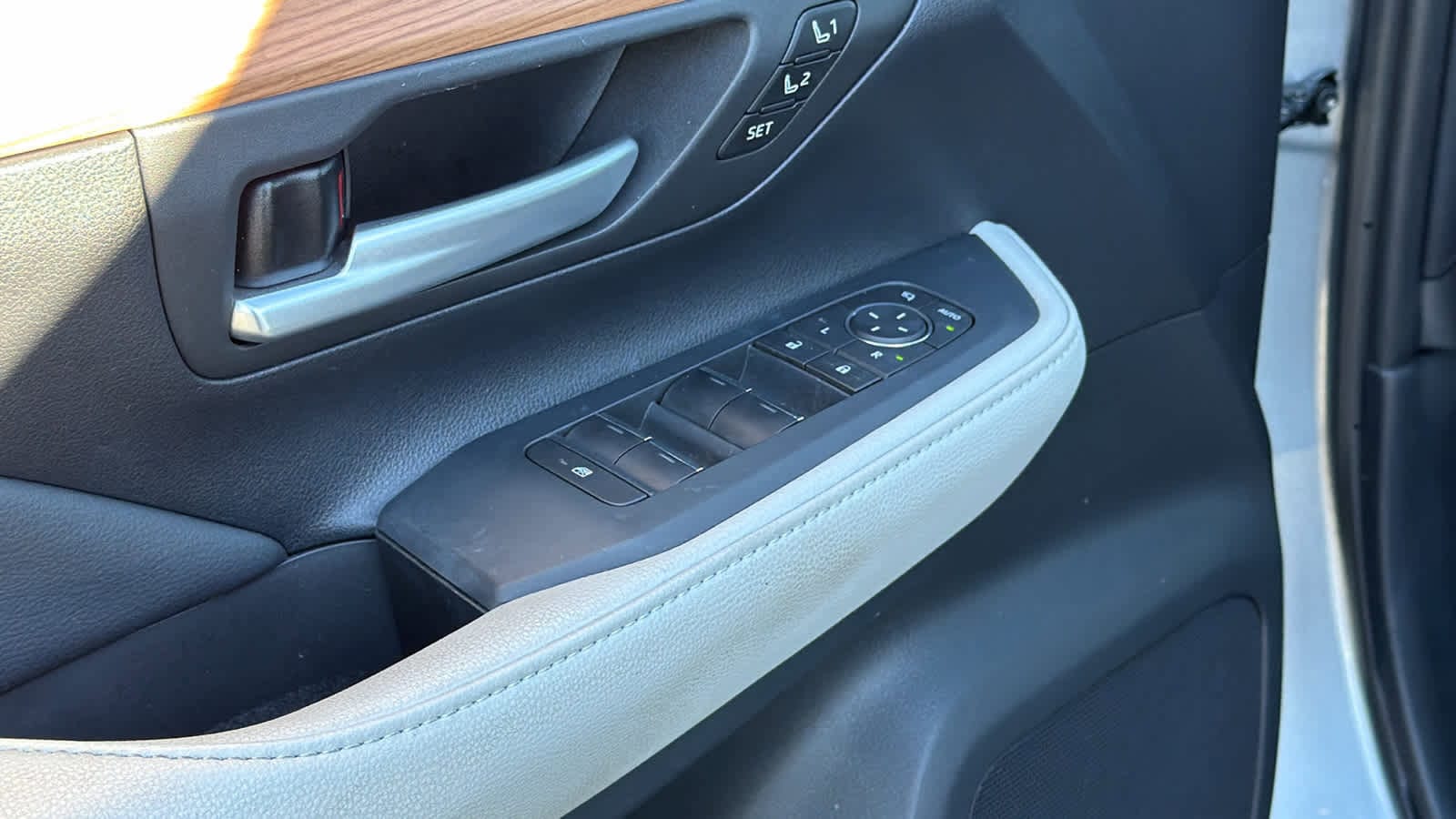 Thumbnail: 2024 Toyota Grand Highlander - 22