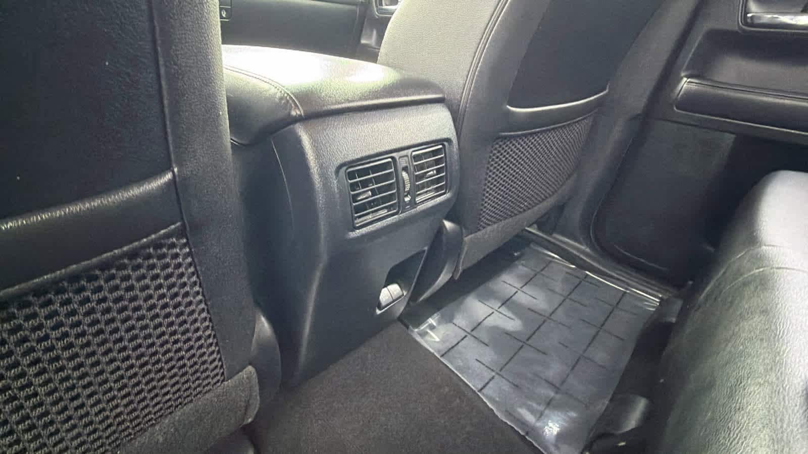 Thumbnail: 2020 Toyota 4Runner - 25