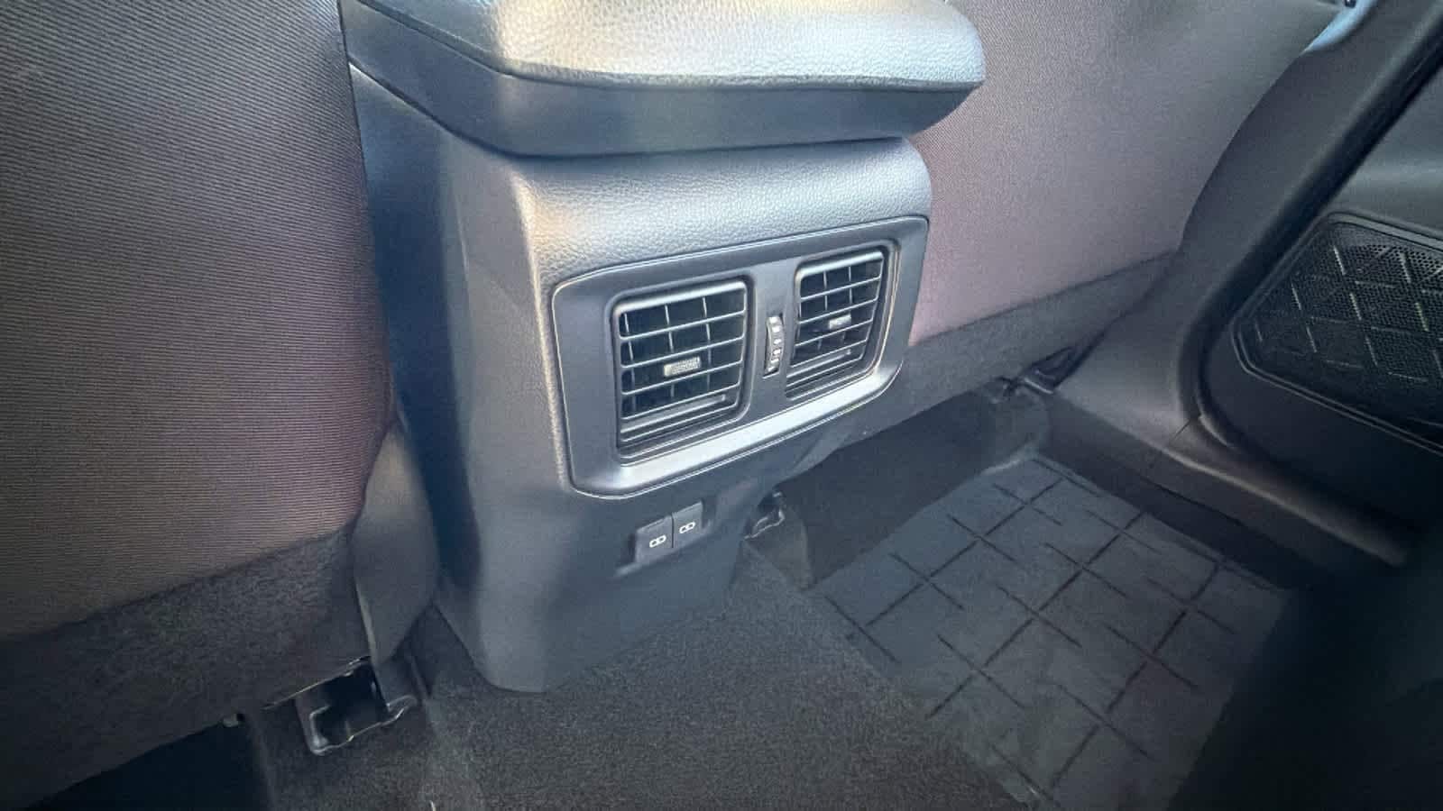 Thumbnail: 2025 Toyota RAV4 - 25